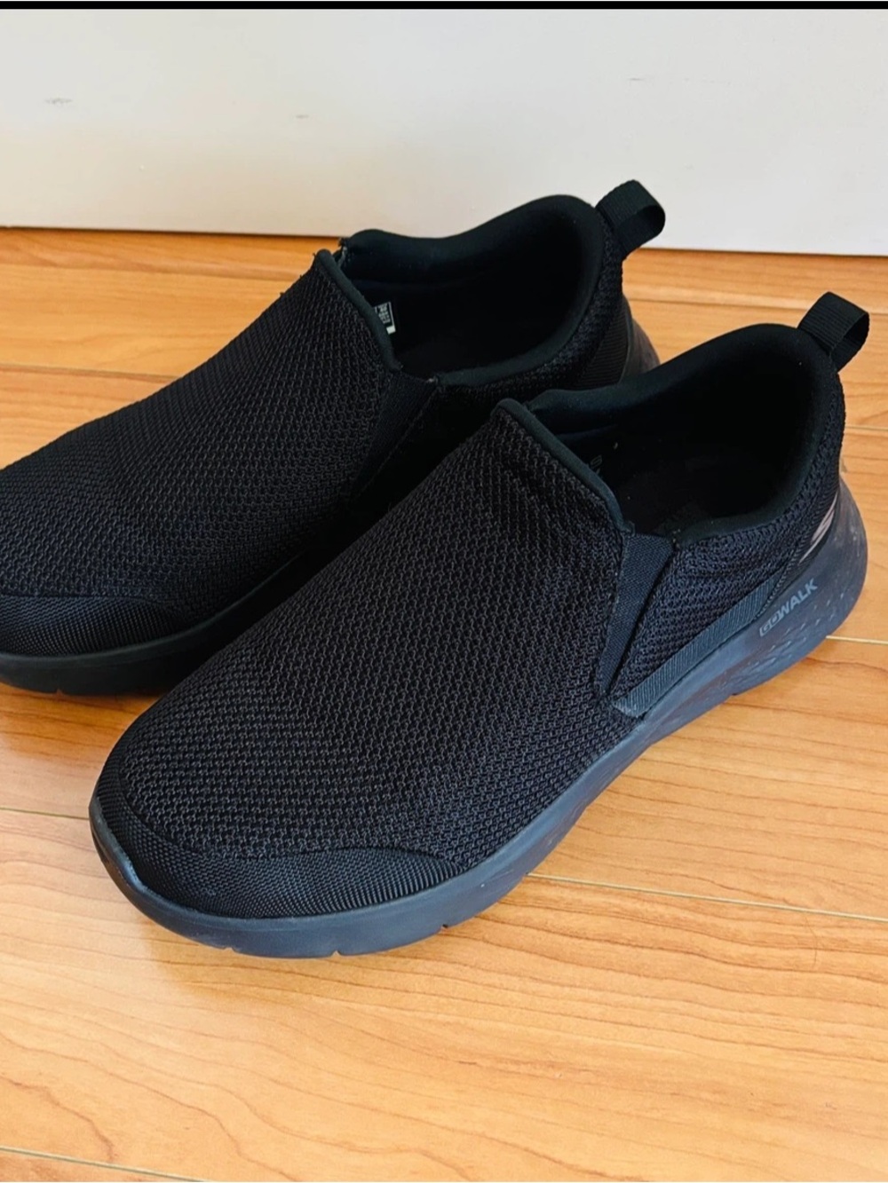 Men’s Skechers GoWalk Slip-On Shoes Black